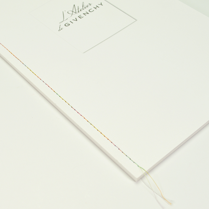 reliure singer à plat